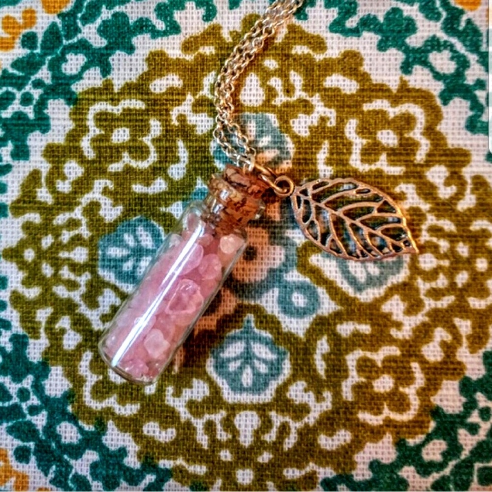 Jar of hope necklace NWOT